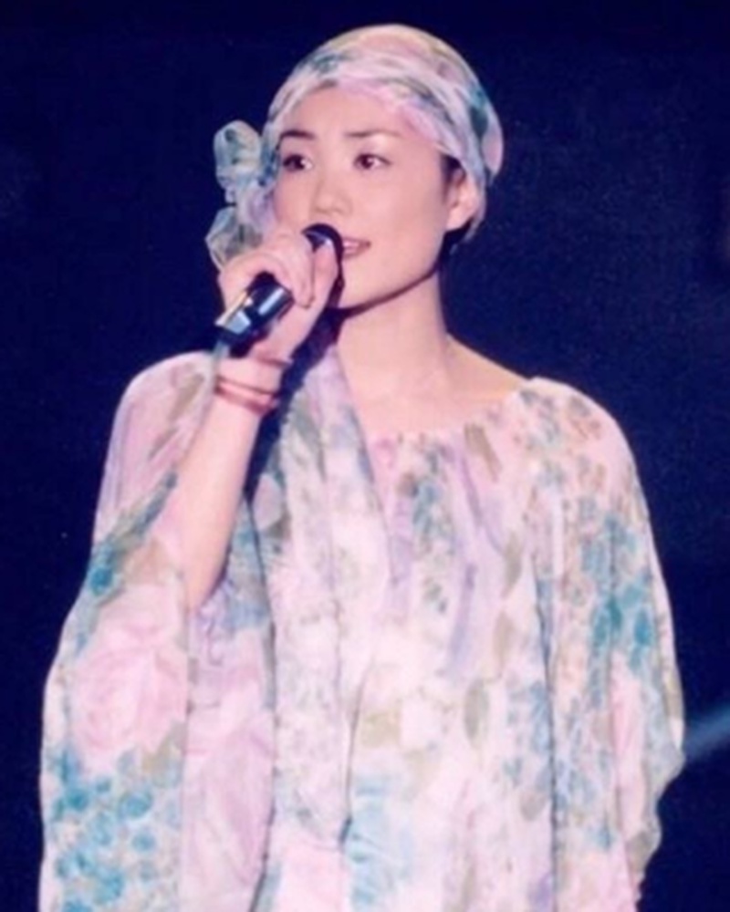 王菲